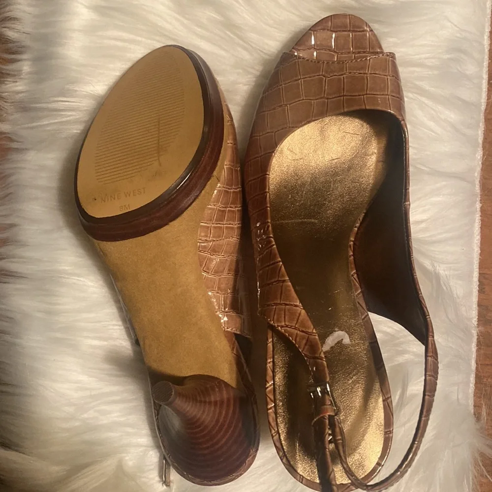 Nine West Brown Croc-Embossed Heels